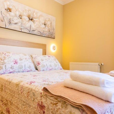 Apartamentos Riamar 2 Ribadeo Εξωτερικό φωτογραφία