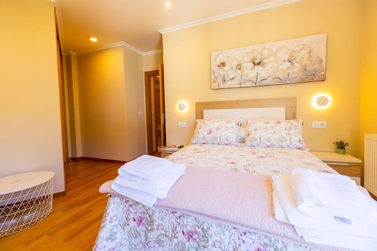 Apartamentos Riamar 2 Ribadeo Εξωτερικό φωτογραφία